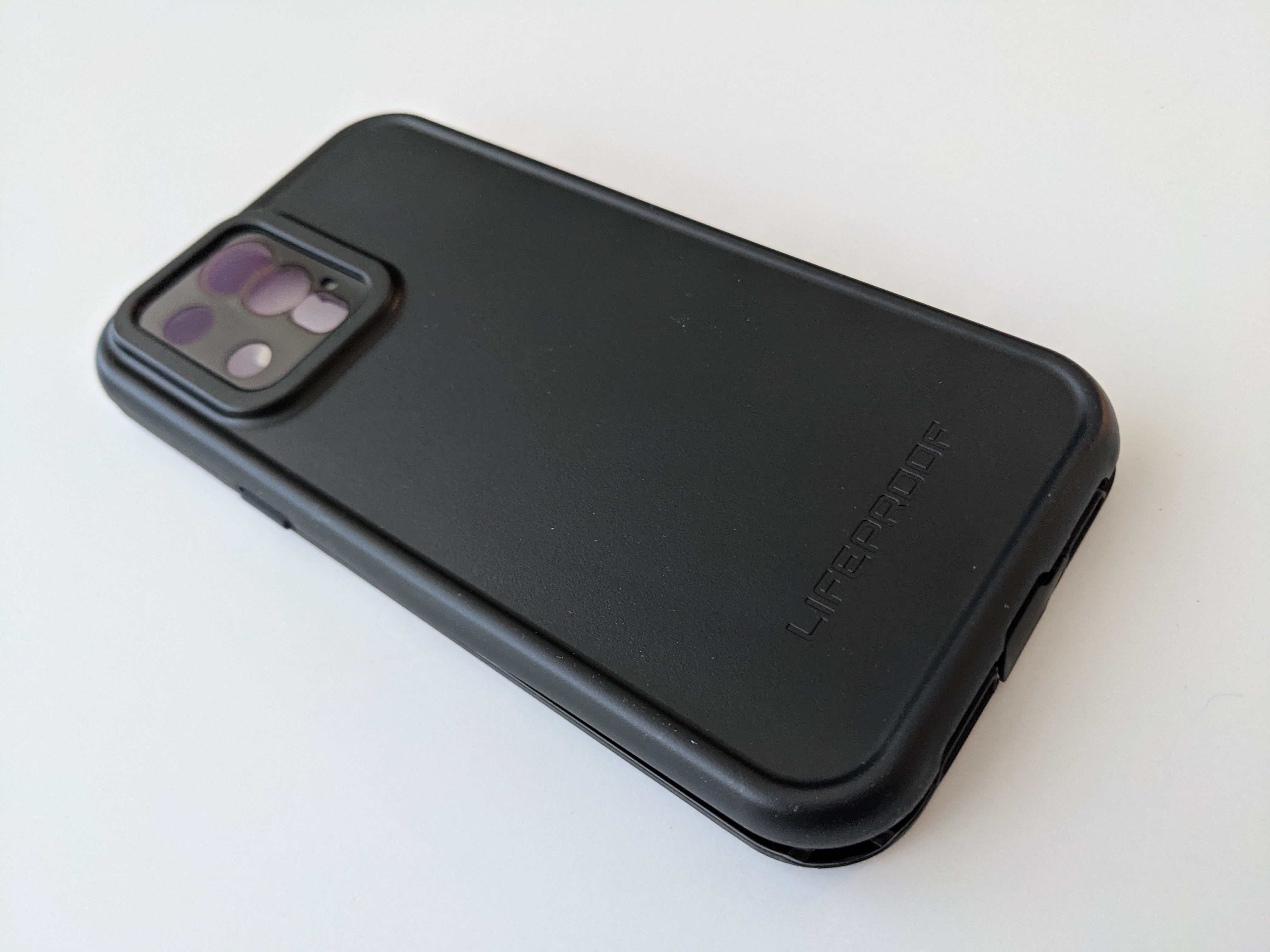 are lifeproof cases wireless charging compatible